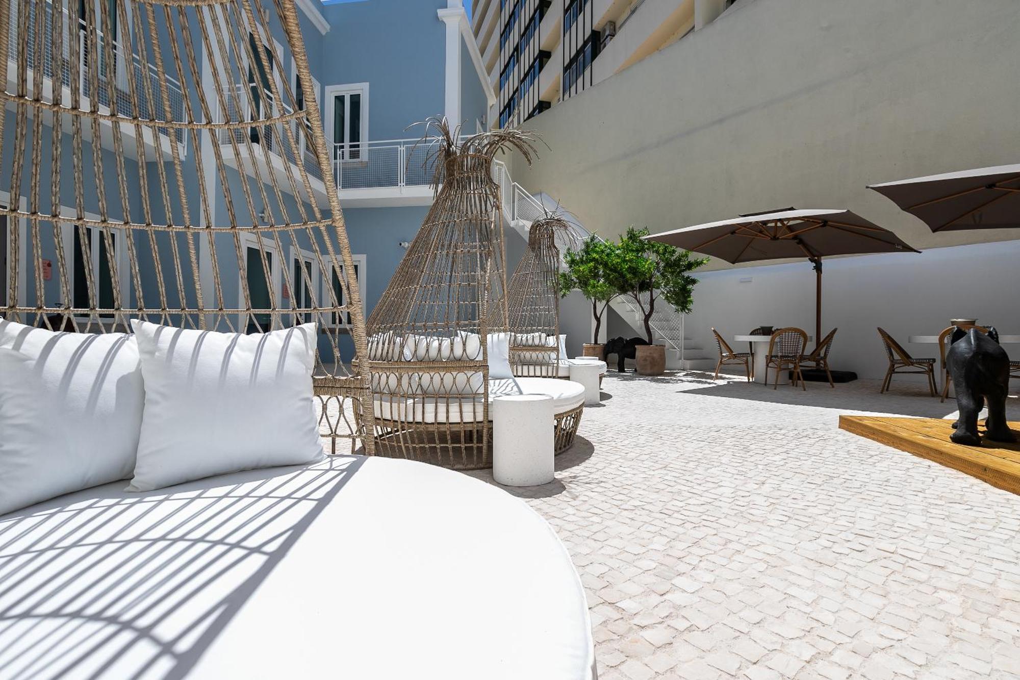 Dona Simone Boutique Suites & Studios - By @ Rita'S Place Φάρο Εξωτερικό φωτογραφία